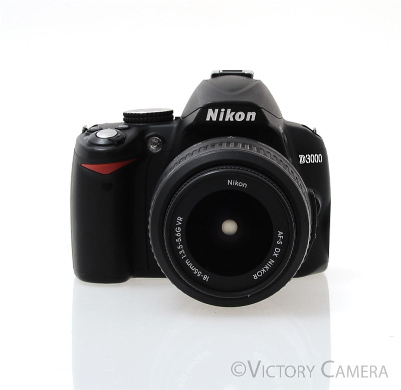 Nikon D3000 Digital SLR Camera Body w/ 18-55mm AF-S Lens ~2,848 Shots