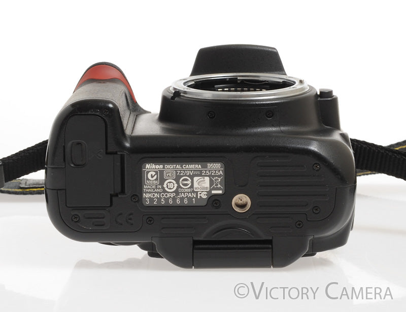 Nikon D5000 12.3MP Digital SLR Camera Body w/ Charger (~40,000 shots) [EXC] - Victory Camera