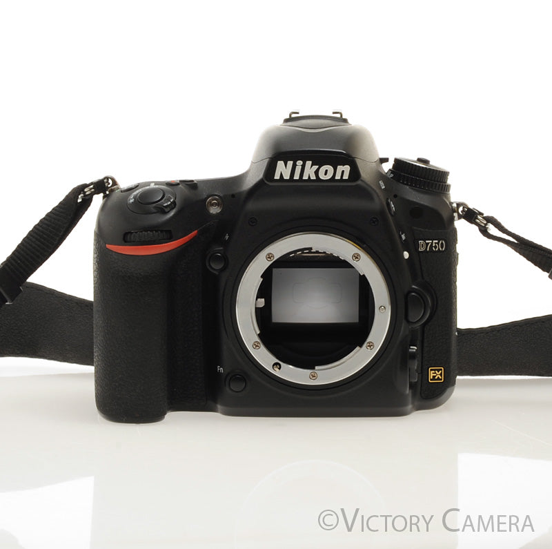 Nikon D7500 24.3MP FX DSLR Camera Body -For Parts/AS-IS- [AS-IS] - Victory Camera