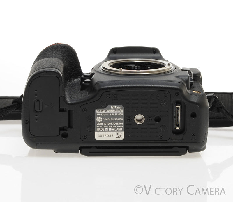 Nikon D850 45.7MP Full Frame DSLR Camera Body -LOW SHUTTER COUNT- [MINT-] - Victory Camera