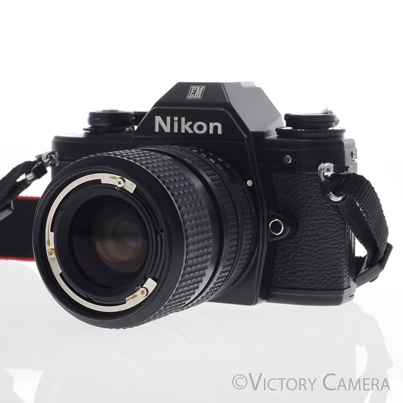 Nikon EM Black 35mm Film Camera with 35-70mm Zoom Lens [EXC-]