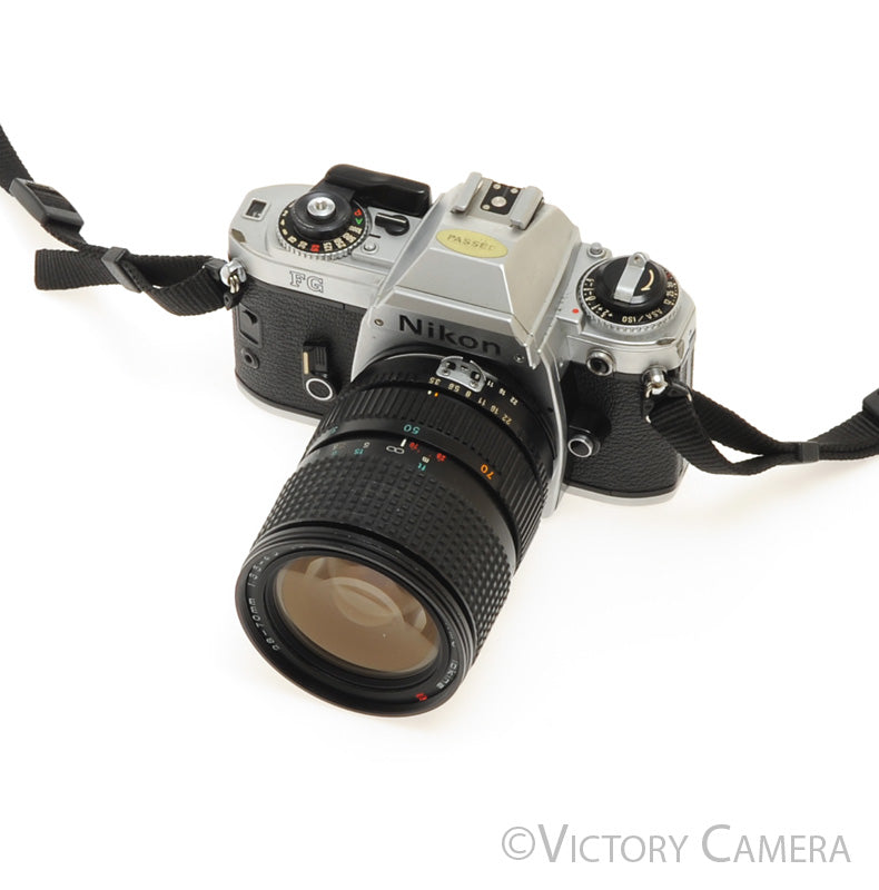 Nikon FG Chrome 35mm Film Camera w/ 28-70mm Zoom Lens [EXC]