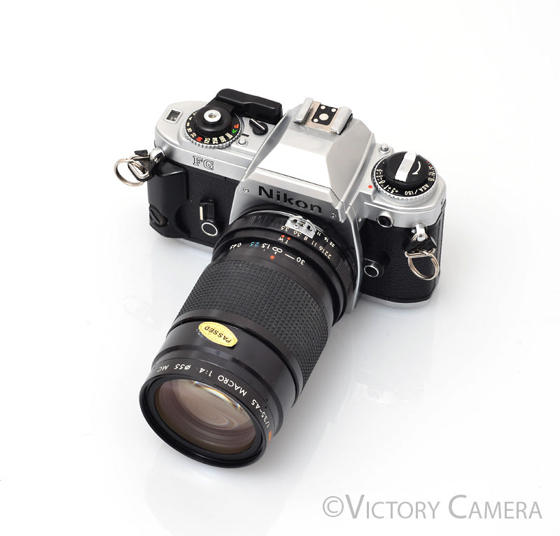 Nikon FG Chrome Camera w/ 30-80mm Macro Zoom Lens [EXC-]