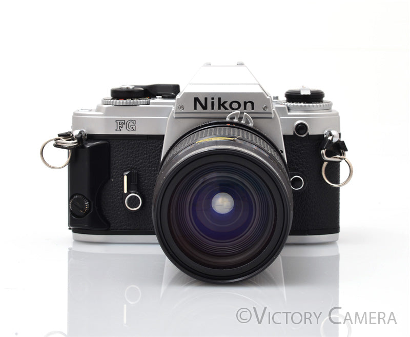 Nikon FG Chrome Camera w/ 30-80mm Macro Zoom Lens [EXC-]