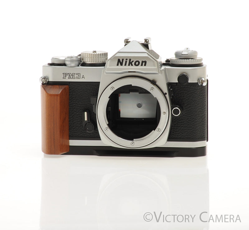Nikon FM3a Chrome 35mm Camera Body w/ Wood Grip [EXC]