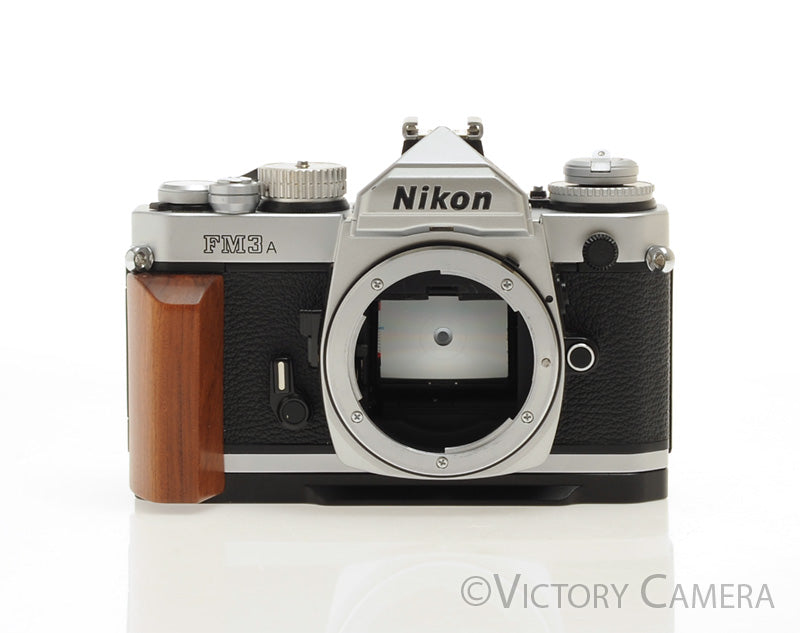 Nikon FM3a Chrome 35mm Camera Body w/ Wood Grip [EXC]