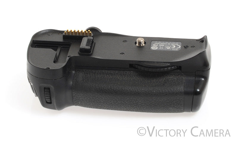 Nikon Genuine MB-D10 Battery Grip for D300 D700 - Victory Camera