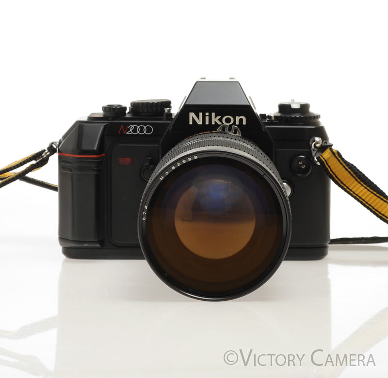 Nikon N2000 35mm Film Camera w/ 37-105mm f3.5 Zoom Lens  [EXC] - Victory Camera