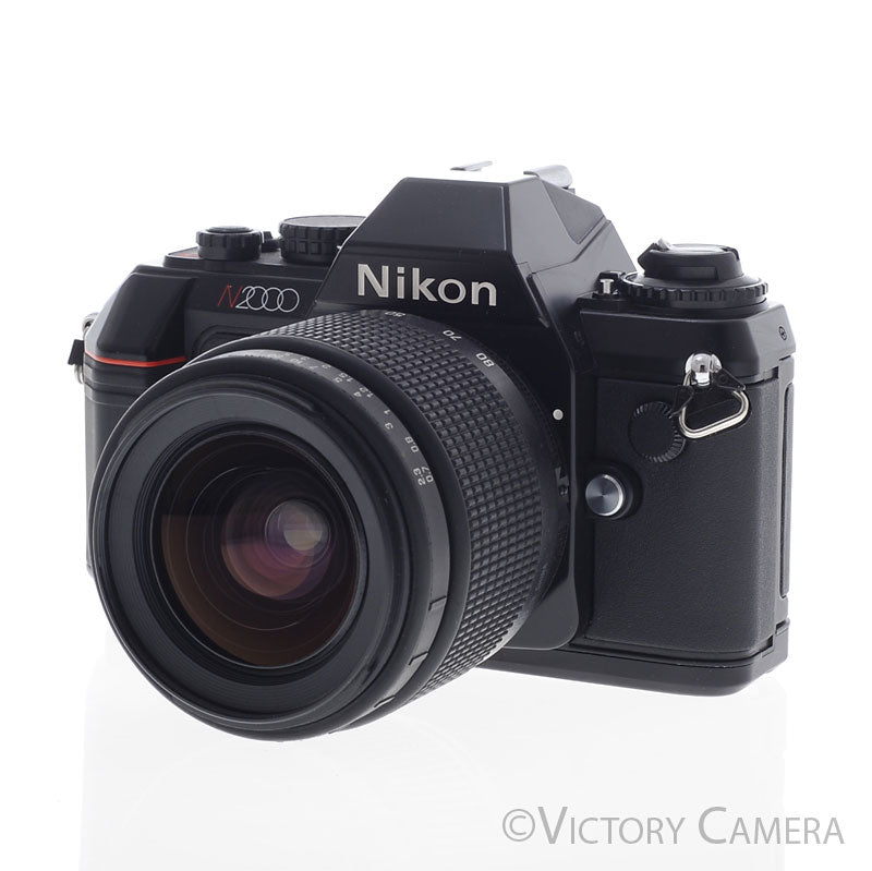 Nikon N2000 35mm Film Camera w/ 28-80mm Zoom Lens [EXC]