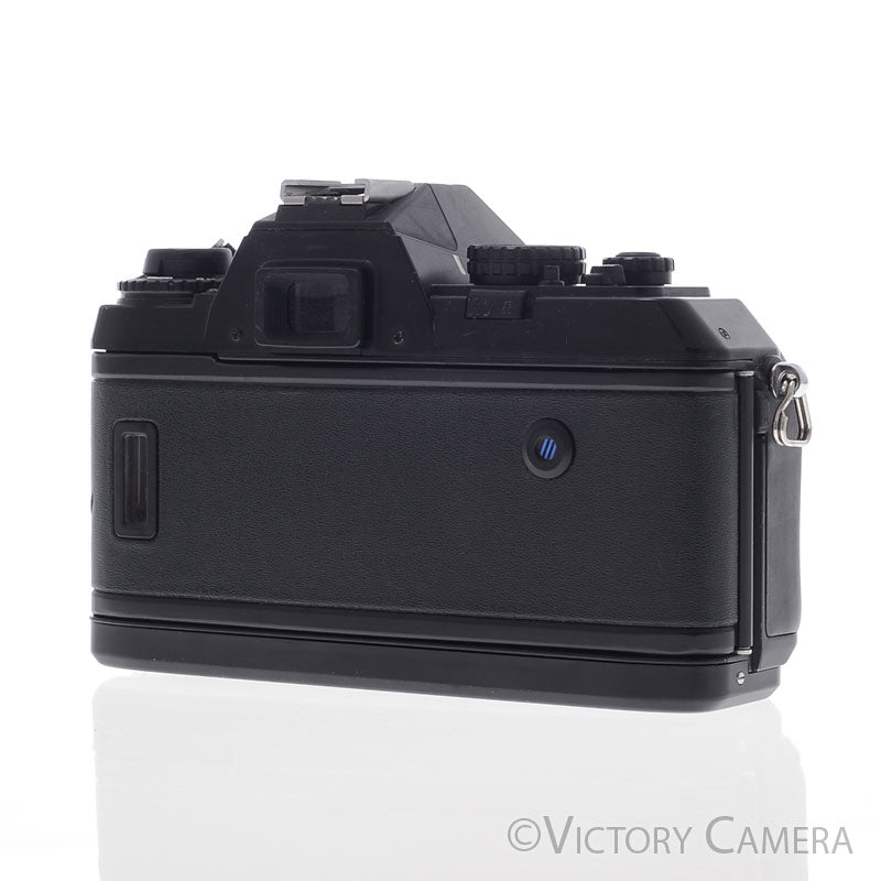 Nikon N2000 35mm Film Camera w/ 35-80mm Zoom Lens [EXC] - Victory Camera