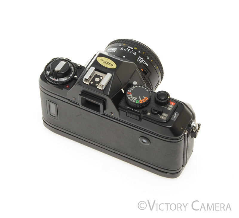 Nikon N2020 AF 35mm Film Camera w/ 50mm f1.8 AF Zoom Lens [EXC]