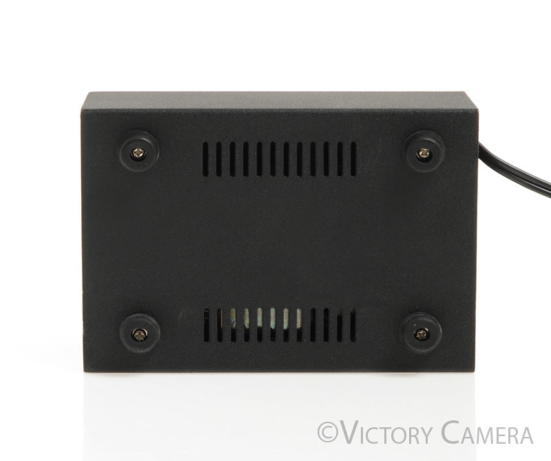 Nikon DH-1 DH1 Quick Charger for DN-1 Battery [MINT] - Victory Camera