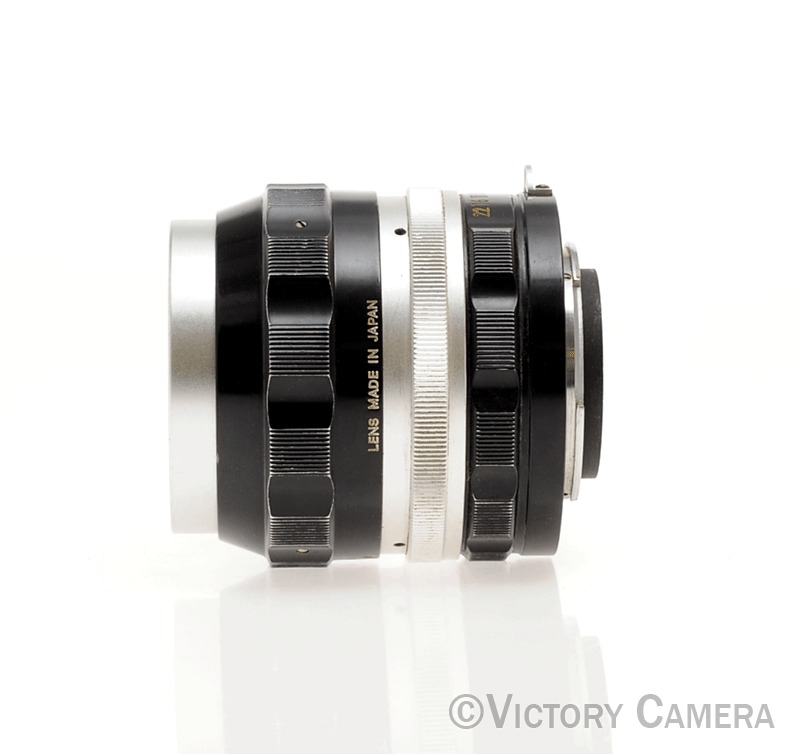 Nikon Nikkor-P 105mm f2.5 Photomic non-AI Telephoto Prime Lens [EXC-] - Victory Camera