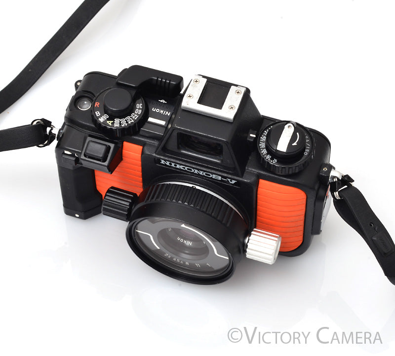 Nikon Nikonos V Underwater Film Camera w/ 35mm f2.5 Lens [EXC] - Victory Camera