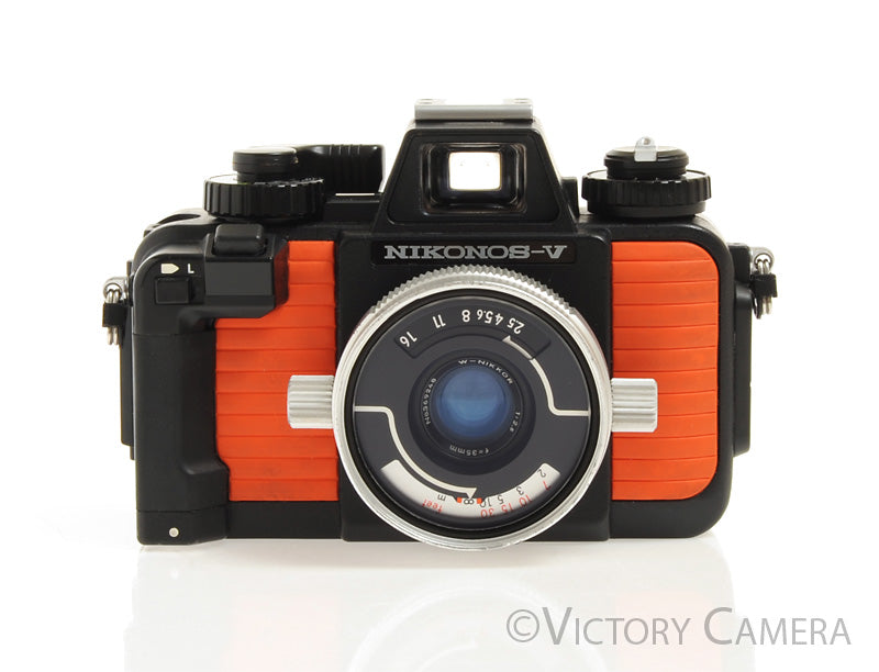 Nikon Nikonos V Underwater Camera w/ 35mm f2.5 Lens [EXC]