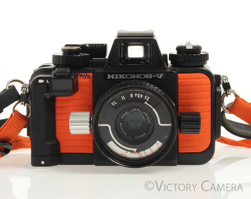 Nikon Nikonos V Underwater Camera w/ 35mm f2.5 Lens [EXC-]