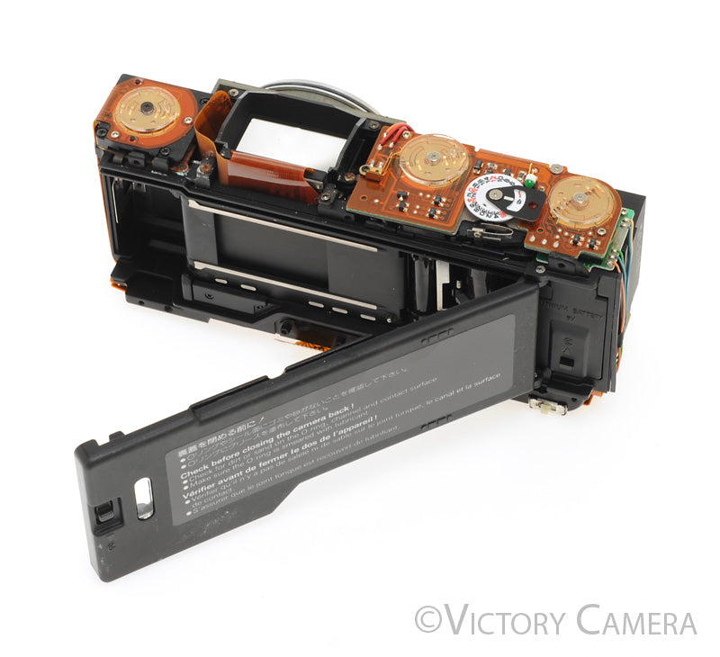 Nikon Nikonos RS 35mm Underwater Film Camera Body -FOR PARTS- [AS-IS] - Victory Camera