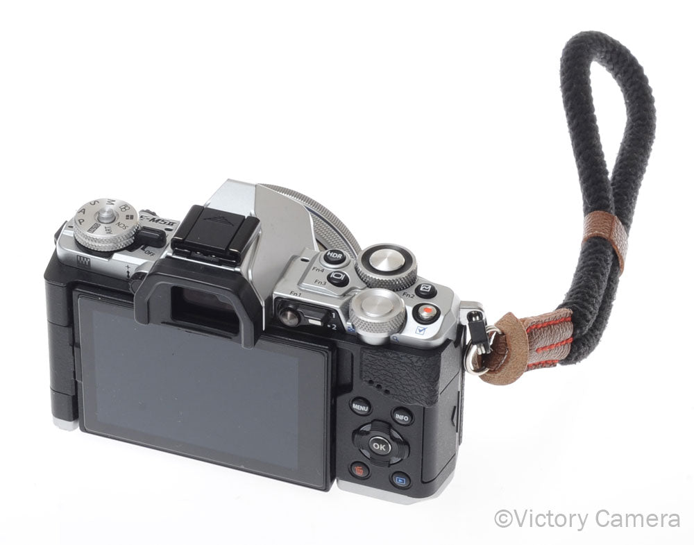 Olympus OM-D E-M5 II 16.1MP Mirrorless Digital Camera w/ 14-42mm Lens [EXC] - Victory Camera