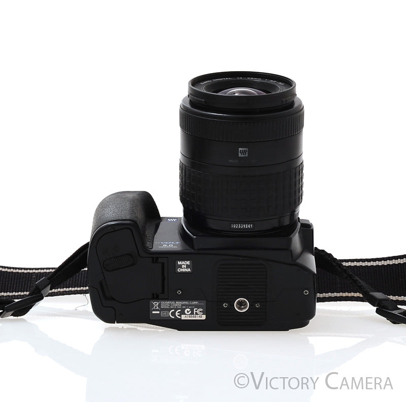 Olympus Evolt E-500 8MP DSLR w/ 14-45mm f3.5-5.6 Zoom Lens [EXC-]