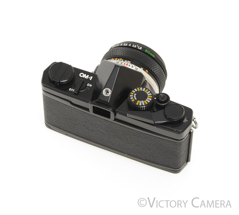 Olympus OM-1 50mm F1.8 ブラック モルト新品 #8008 Black Olympus OM-1 & 50mm F1.8 Lens Operation - YouTube