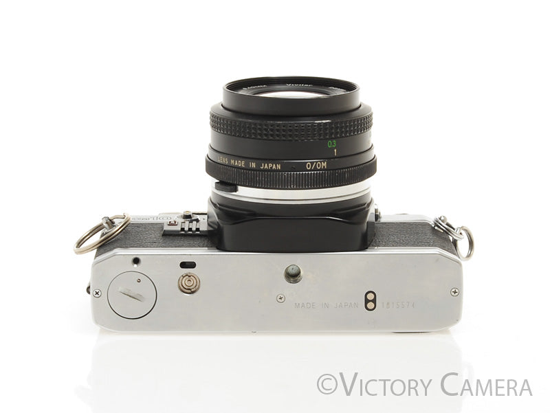 Olympus OM-10 OM10 Chrome 35mm Camera w/ 28mm f2.8 [EXC] - Victory Camera