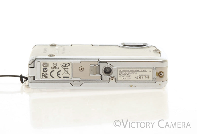 Olympus Stylus 720 SW 7.1 Digital Point and Shoot Camera  [EXC-] - Victory Camera
