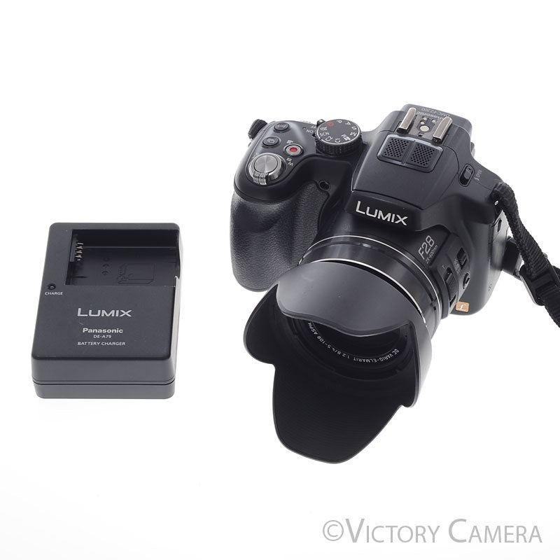 Panasonic Lumix DMC-FZ200 12.1 Compact Digital Camera  [GOOD]