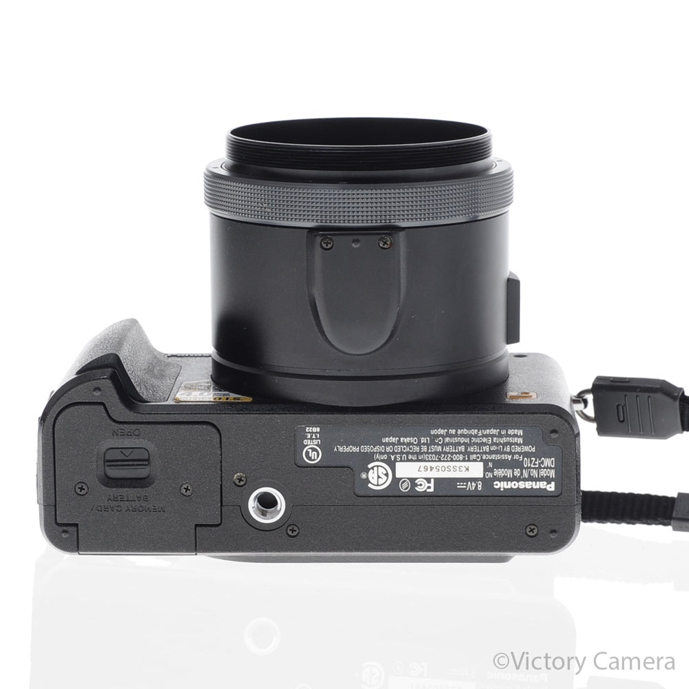 Panasonic Lumix DMX-FZ10 4MP Digital Point & Shoot Camera [EXC+] image 4