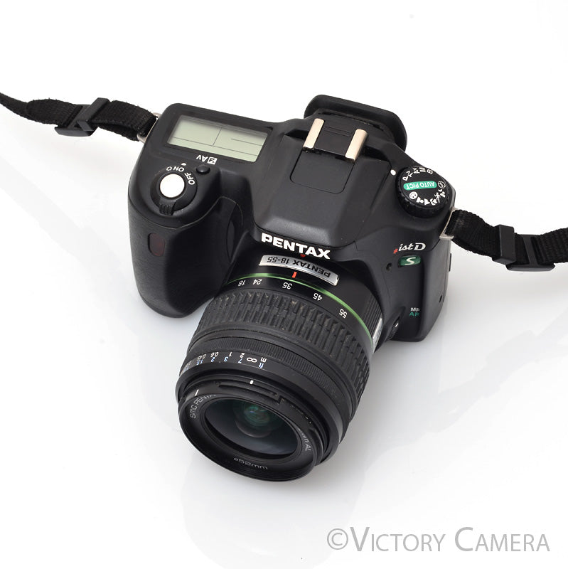 Pentax *ist DS 6.1MP Digital SLR Camera w/ 18-55mm Zoom Lens [EXC+] - Victory Camera
