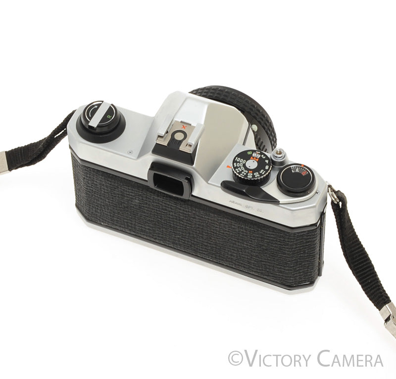 Pentax K1000 Chrome 35mm Film Camera w/ 50mm f2 Lens  [EXC+]