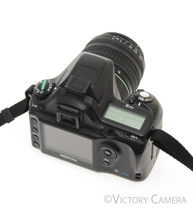 Pentax *ist D S2 6.1MP Digital SLR Camera w/ 18-55mm Zoom Lens [EXC]