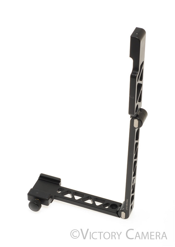 RRS Really Right Stuff WPF-1 A Flash Bracket [EXC+] - Victory Camera