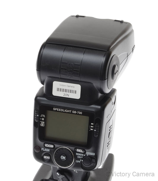 Nikon SB-700 Speedlight Flash [EXC+] image 2