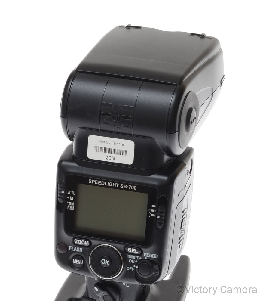 Nikon SB-700 Speedlight Flash [EXC+] image 2