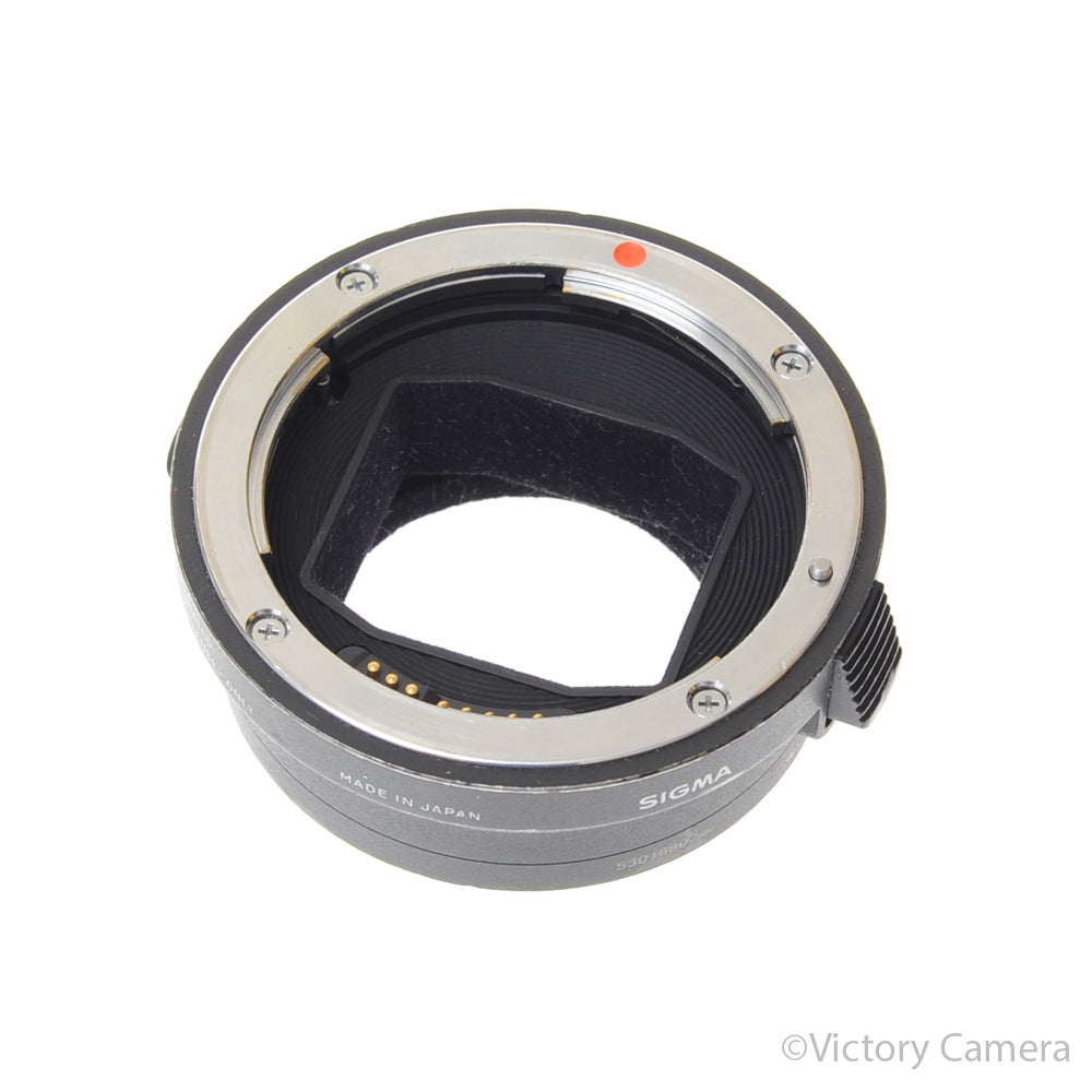 Sigma MC-11 Mount Converter for Canon EOS EF to Sony E Mount [EXC-] image 1