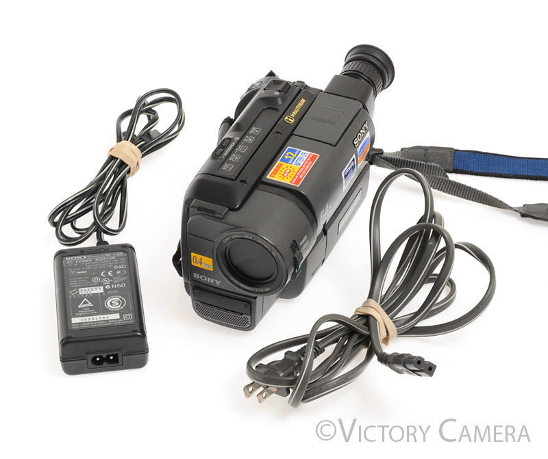 Sony Handycam Vision CCD-TRV15 NTSC 8mm Analog Camcorder -Clean, Working-
