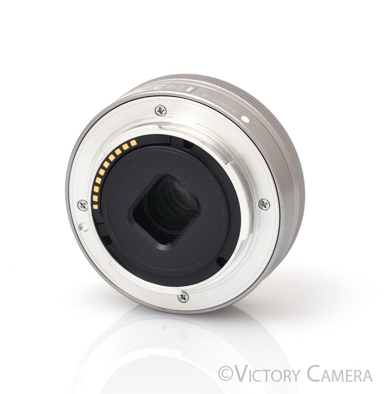 Sony 16mm f2.8 SEL16F28 Wide Angle AF Pancake Prime Lens for E Mount [EXC] - Victory Camera