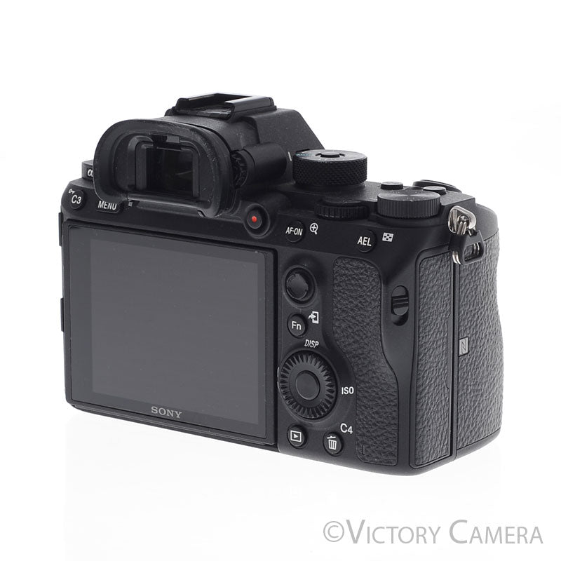 Sony A7R III A7RIII 42.4MP Digital Mirrorless Camera Body [EXC+] - Victory Camera