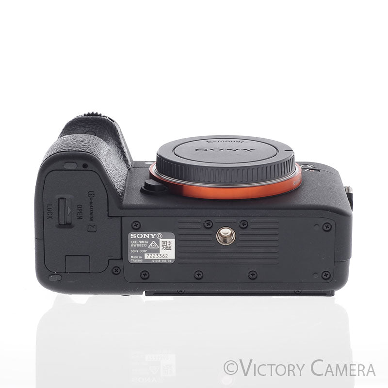 Sony A7R III 42.4MP Mirrorless Digital Camera Body [EXC+] - Victory Camera