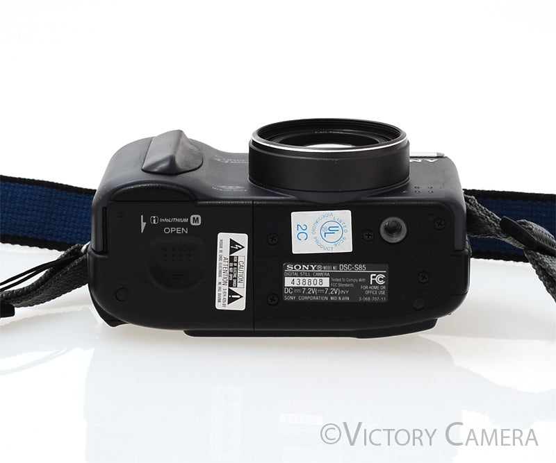 Sony DSC-S85 Digital Still Camera w/ Memory Stick [EXC] - Victory Camera
