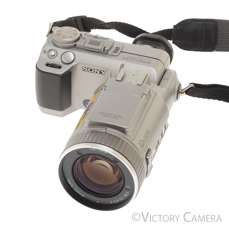 Sony CyberShot DSC-F707 Swivel Head Digital Point & Shoot Camera [EXC+