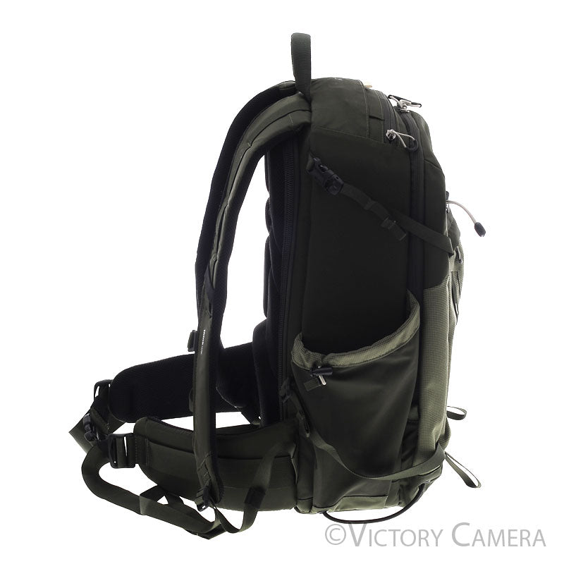 Think Tank Mindshift Backlight 26L Green Camera Backpack [EXC+] - Victory Camera