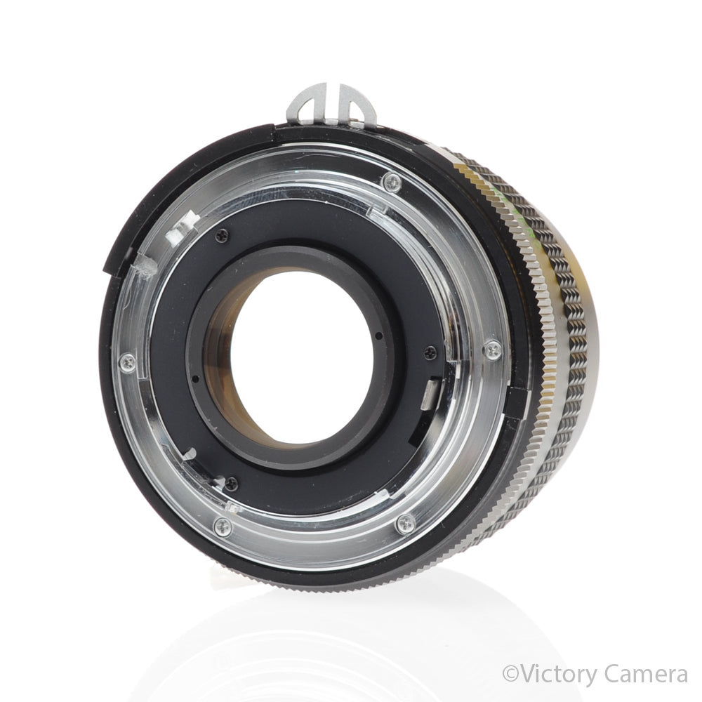Vivitar 24mm f2.0 MC Wide Angle Lens for Nikon AI [EXC+] image 3