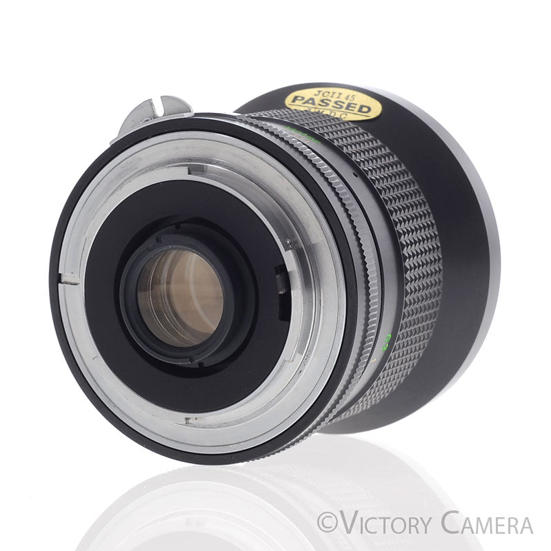 Vivitar 28mm f2.5 Auto Wide-Angle Prime Lens for Nikon Non-AI [EXC+]