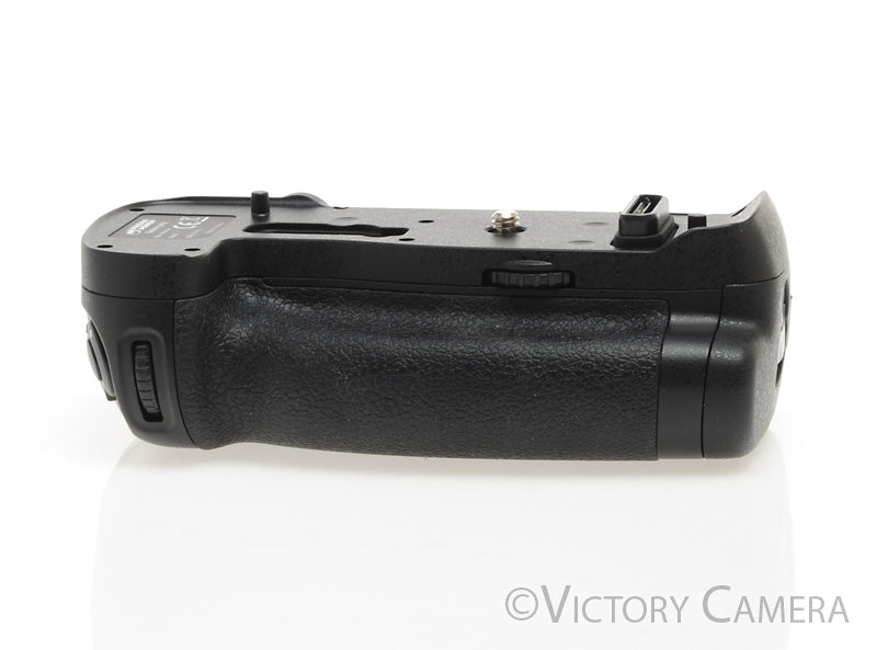 Wasabi Battery Grip for Nikon MB-D18 [EXC+] - Victory Camera