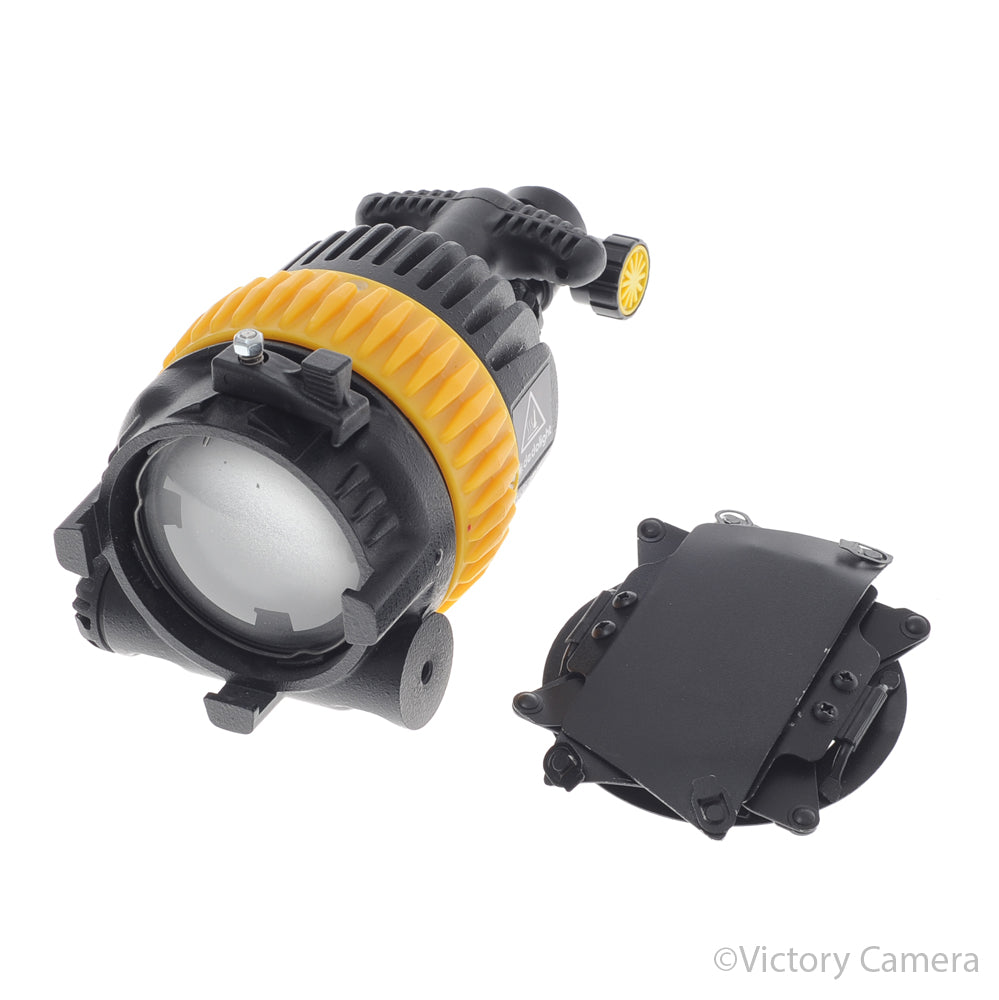 Dedolight DLED4-BI Video Light w/ DT4-BI-BAT-AB Adapter [EXC] image 4