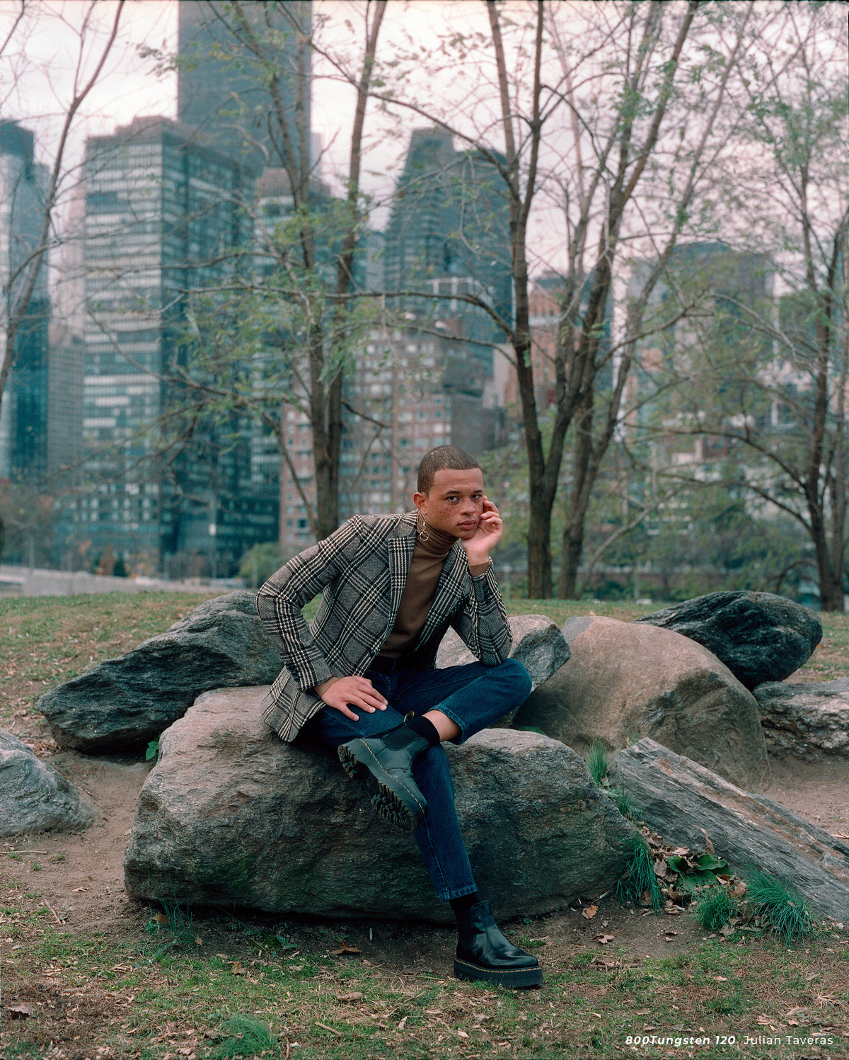 CineStill 800T Tungsten Color Negative Film (120) - Victory Camera