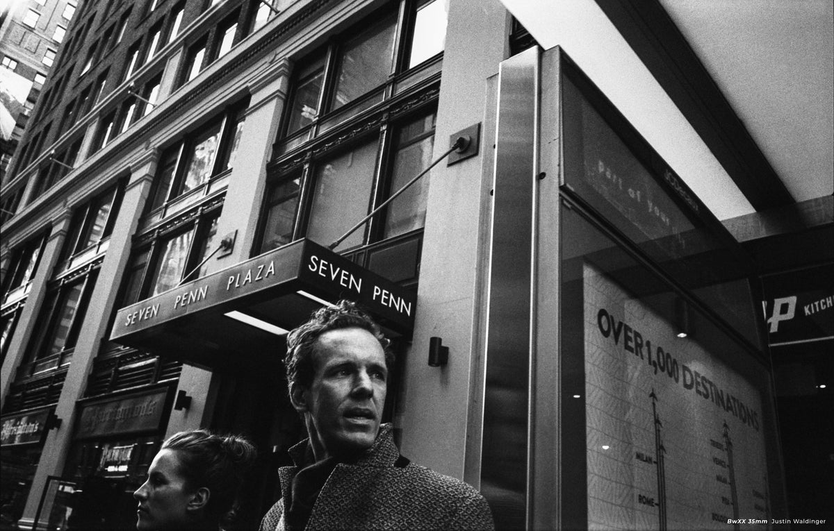 CineStill BW XX Black & White Negative Film (35mm, 36 Exposures) - Victory Camera