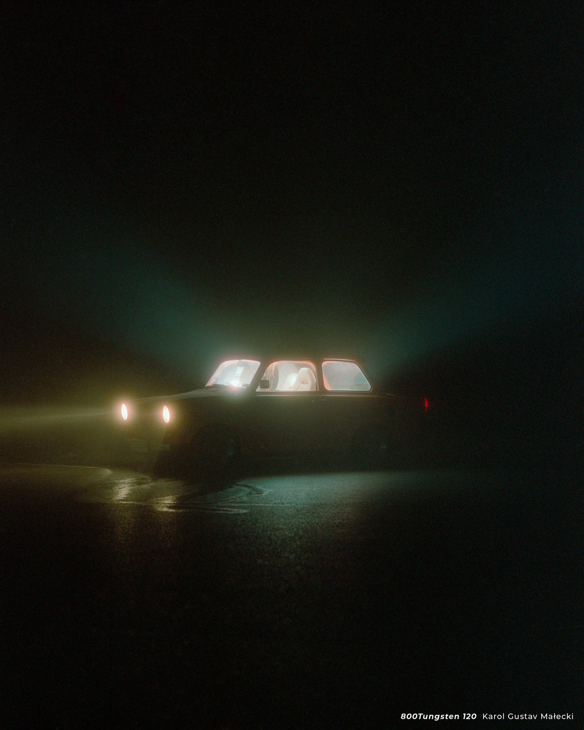 CineStill 800T Tungsten Color Negative Film (120) - Victory Camera