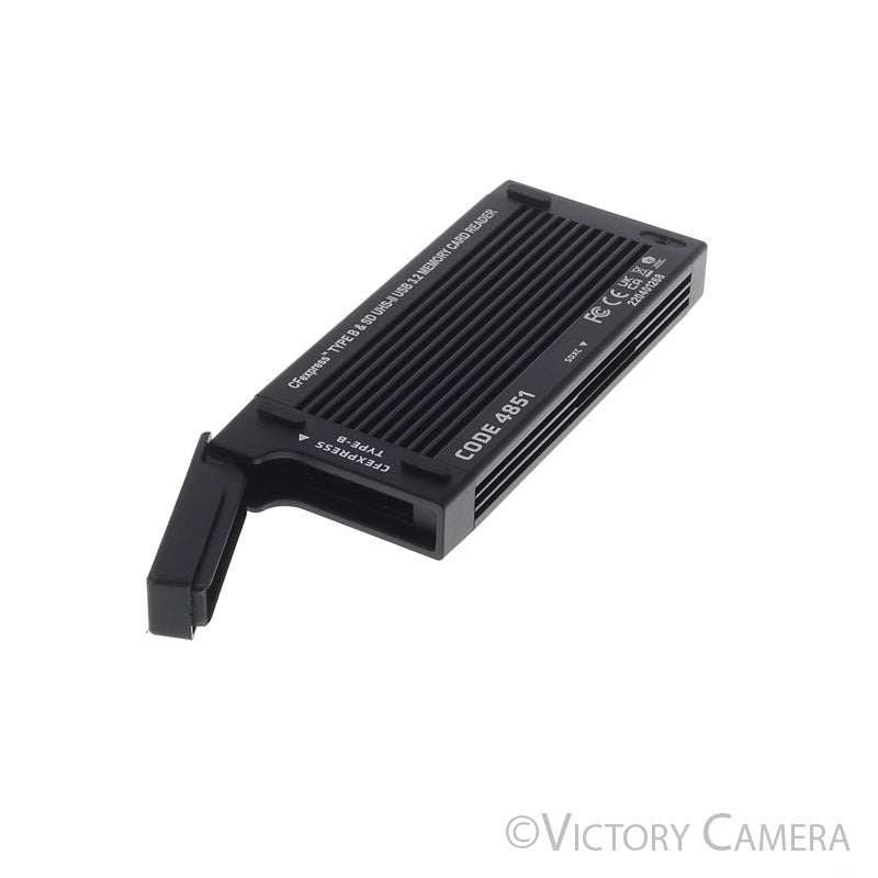 Promaster Velocity Cine Code 4851 CF Express Type B / SD Card Reader [EXC+] image 3